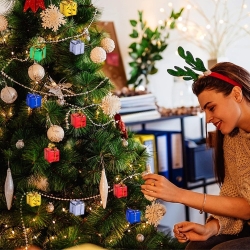 Yılbaşı Ağaç Süsü 12 Adet Hediye Paketi